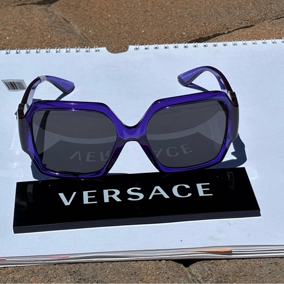 New Versace MOD 4453 5419/87 Transparent Violet Sunglasses - Picture 7 of 16